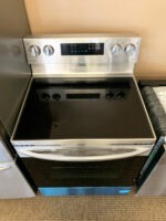LG 6.3 cu ft. Smart Wi-Fi Enabled Fan Convection Electric Range with Air Fry & EasyClean? - Image 3